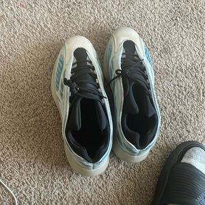 adidas Mens Yeezy 700 V3